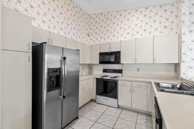 10001 Country Brook Road, Boca Raton, FL 33428
