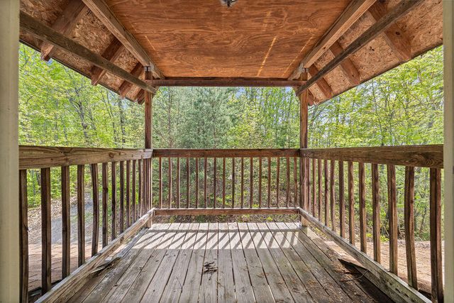3640 Vixen Way, Cosby, TN 37722