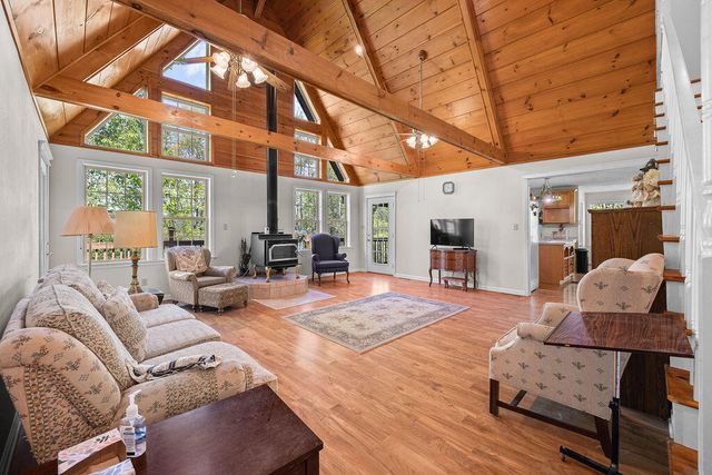 3640 Vixen Way, Cosby, TN 37722