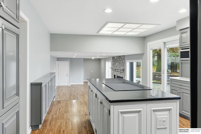 3310 S 98th Street, Omaha, NE 68124