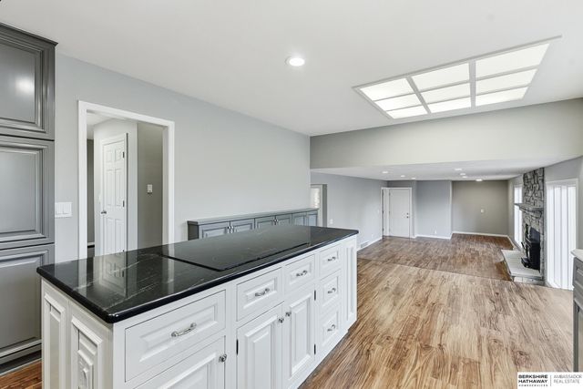 3310 S 98th Street, Omaha, NE 68124