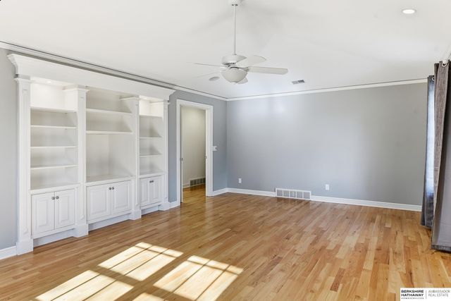 3310 S 98th Street, Omaha, NE 68124