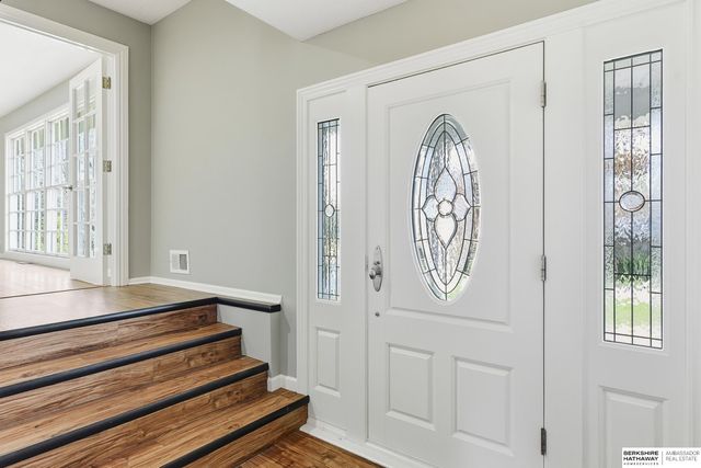 3310 S 98th Street, Omaha, NE 68124