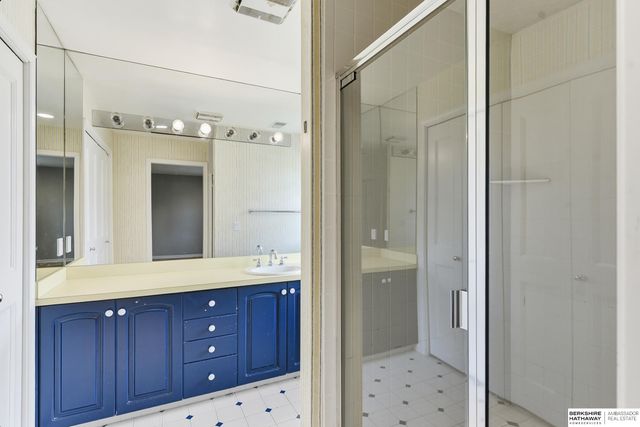 3310 S 98th Street, Omaha, NE 68124