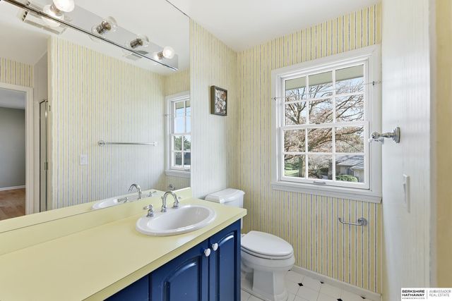 3310 S 98th Street, Omaha, NE 68124