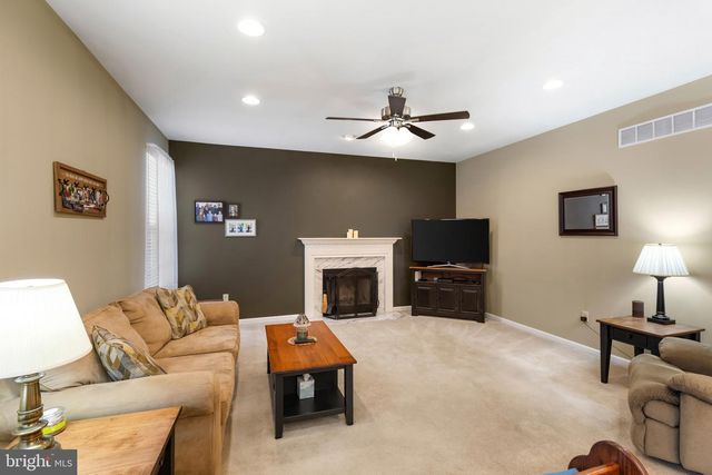 14 KRISTEN CIR, Pottstown, PA 19464