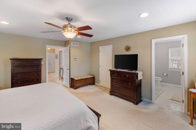 14 KRISTEN CIR, Pottstown, PA 19464