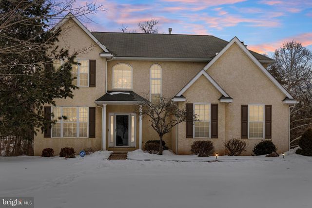 14 KRISTEN CIR, Pottstown, PA 19464