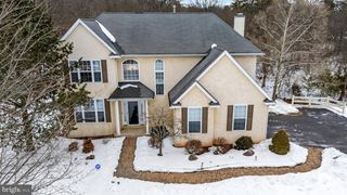 14 KRISTEN CIR, Pottstown, PA 19464