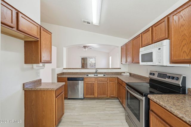 318 N 21ST Circle, Coolidge, AZ 85128
