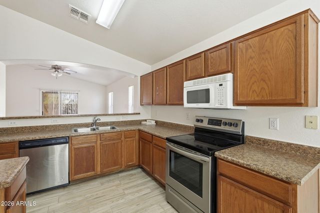 318 N 21ST Circle, Coolidge, AZ 85128