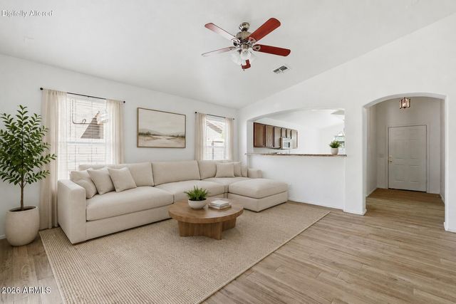 318 N 21ST Circle, Coolidge, AZ 85128