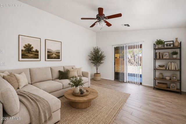 318 N 21ST Circle, Coolidge, AZ 85128