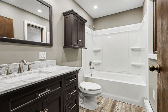 11053 Gast Road, Bridgman, MI 49106