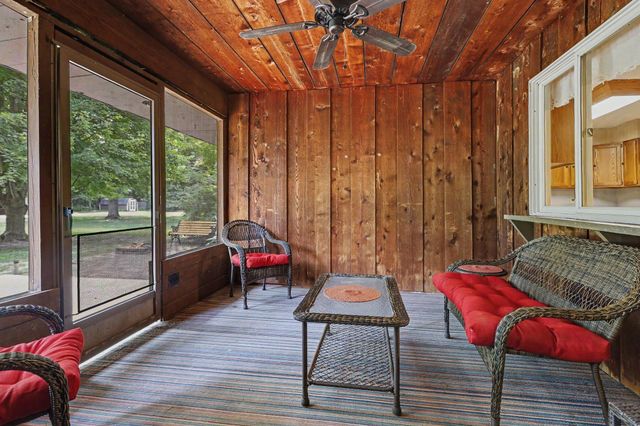 11053 Gast Road, Bridgman, MI 49106