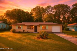 4504 LINCREST Drive S, Jacksonville, FL 32208