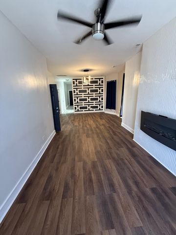 6833 S Calumet Avenue 2, Chicago, IL 60637