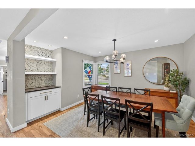 12 Sycamore Ln, Littleton, CO 80127