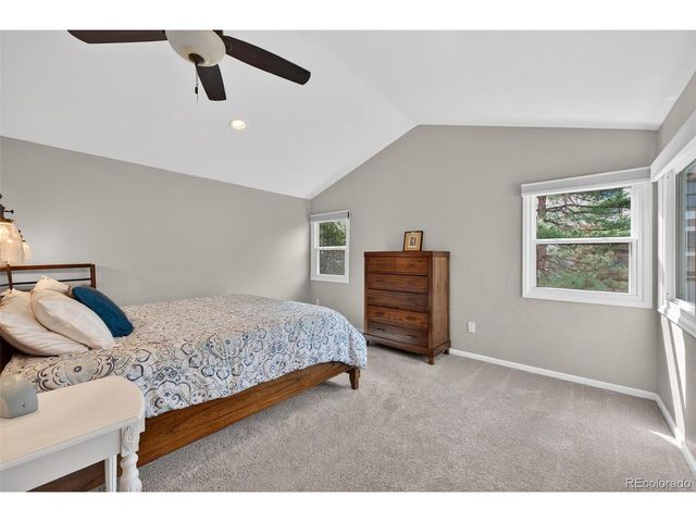 12 Sycamore Ln, Littleton, CO 80127