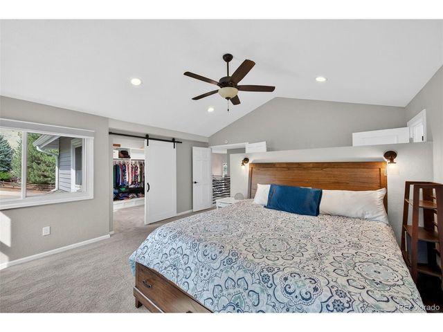 12 Sycamore Ln, Littleton, CO 80127