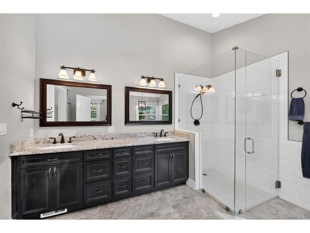 12 Sycamore Ln, Littleton, CO 80127