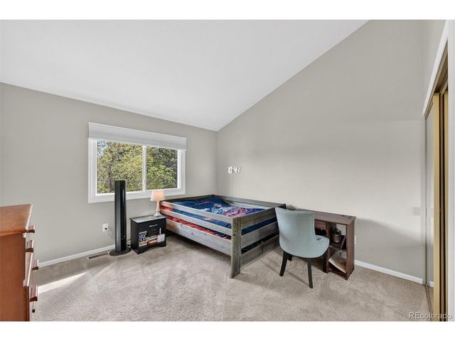 12 Sycamore Ln, Littleton, CO 80127