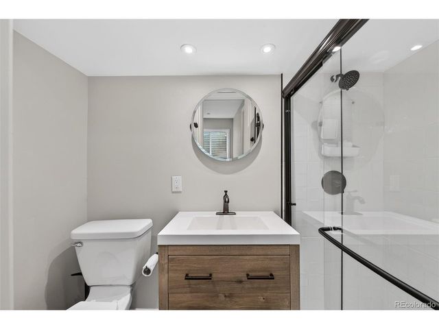 12 Sycamore Ln, Littleton, CO 80127