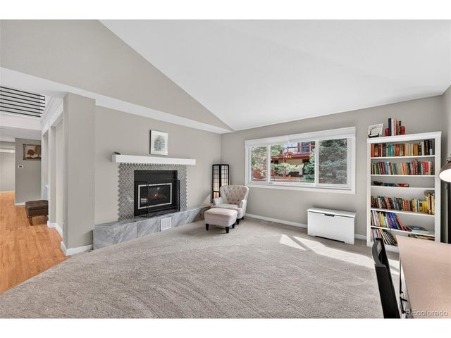 12 Sycamore Ln, Littleton, CO 80127