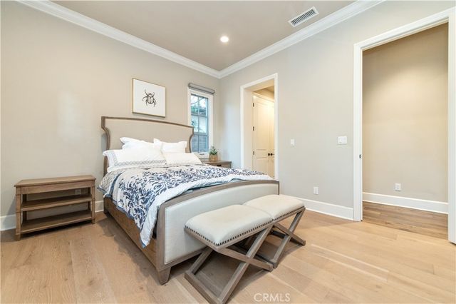 104 Quiet Place, Irvine, CA 92602