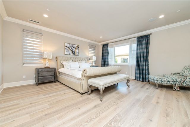 104 Quiet Place, Irvine, CA 92602