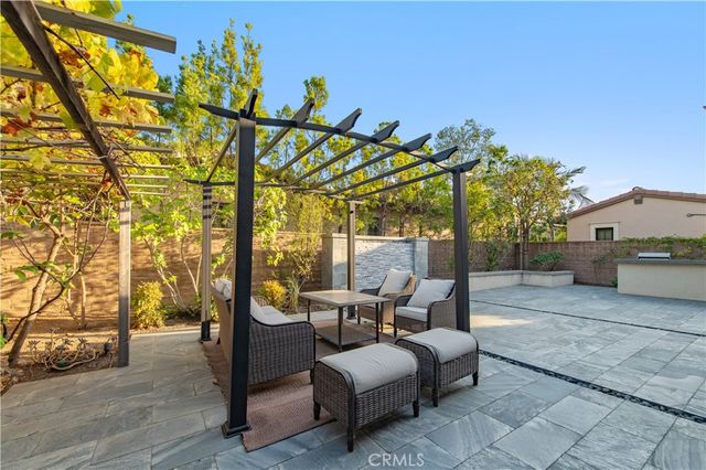 104 Quiet Place, Irvine, CA 92602
