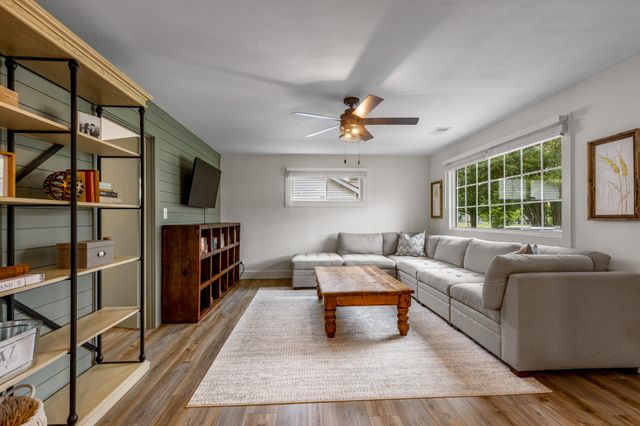 121 S Aster Avenue, Chattanooga, TN 37419
