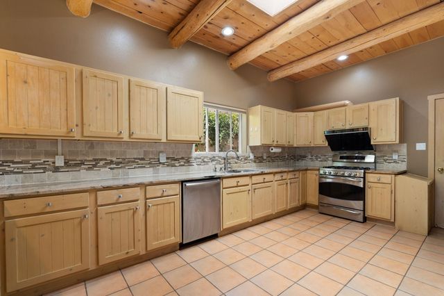 8405 Petaluma Drive NE, Albuquerque, NM 87122