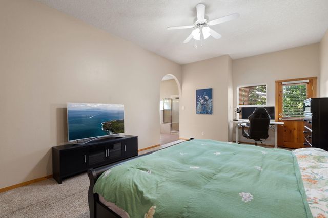8405 Petaluma Drive NE, Albuquerque, NM 87122