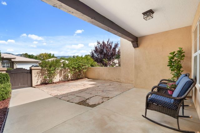 8405 Petaluma Drive NE, Albuquerque, NM 87122