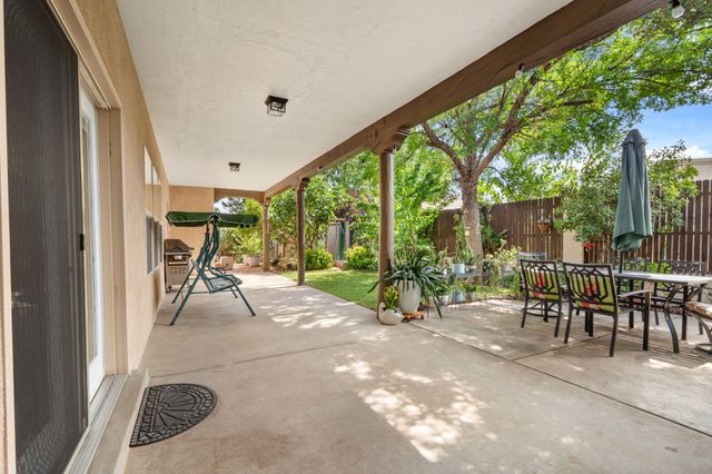 8405 Petaluma Drive NE, Albuquerque, NM 87122