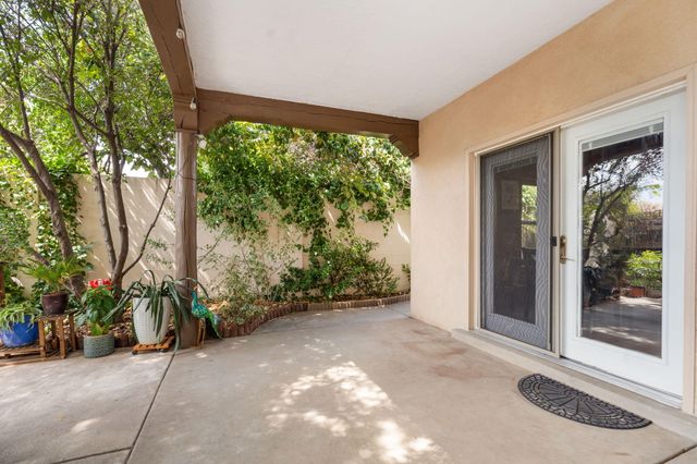 8405 Petaluma Drive NE, Albuquerque, NM 87122
