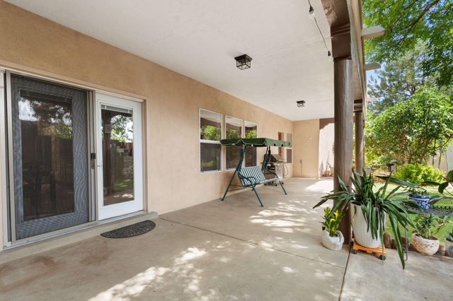 8405 Petaluma Drive NE, Albuquerque, NM 87122