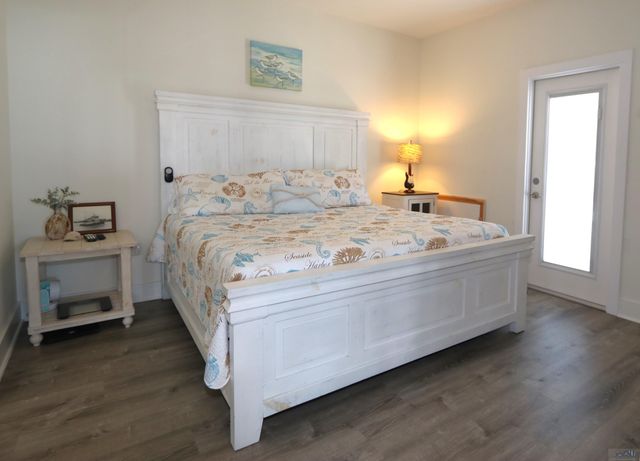 117 Boudreaux Ln, Grand Isle, LA 70358