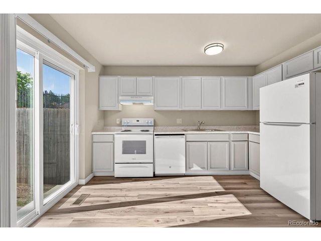 17696 E Loyola Dr C, Aurora, CO 80013