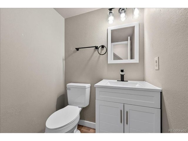 17696 E Loyola Dr C, Aurora, CO 80013