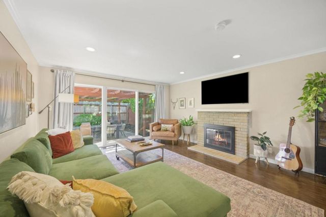 19336 Garrison Avenue, Castro Valley, CA 94546