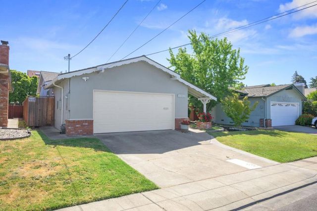 19336 Garrison Avenue, Castro Valley, CA 94546