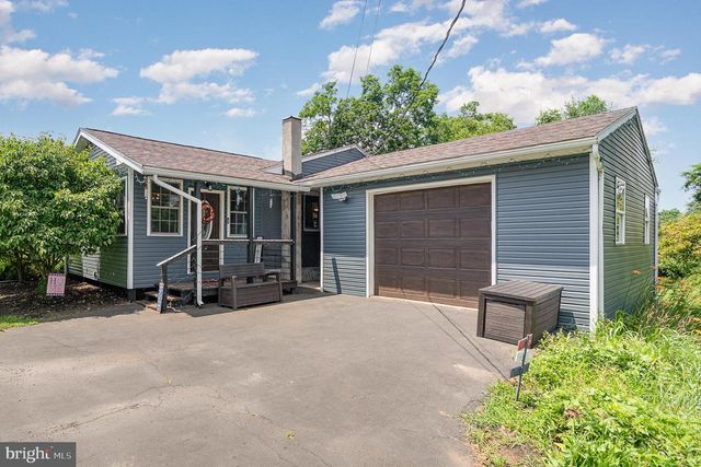 7400 GREEN HILL RD, Harrisburg, PA 17112
