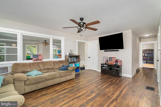7400 GREEN HILL RD, Harrisburg, PA 17112