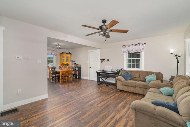7400 GREEN HILL RD, Harrisburg, PA 17112