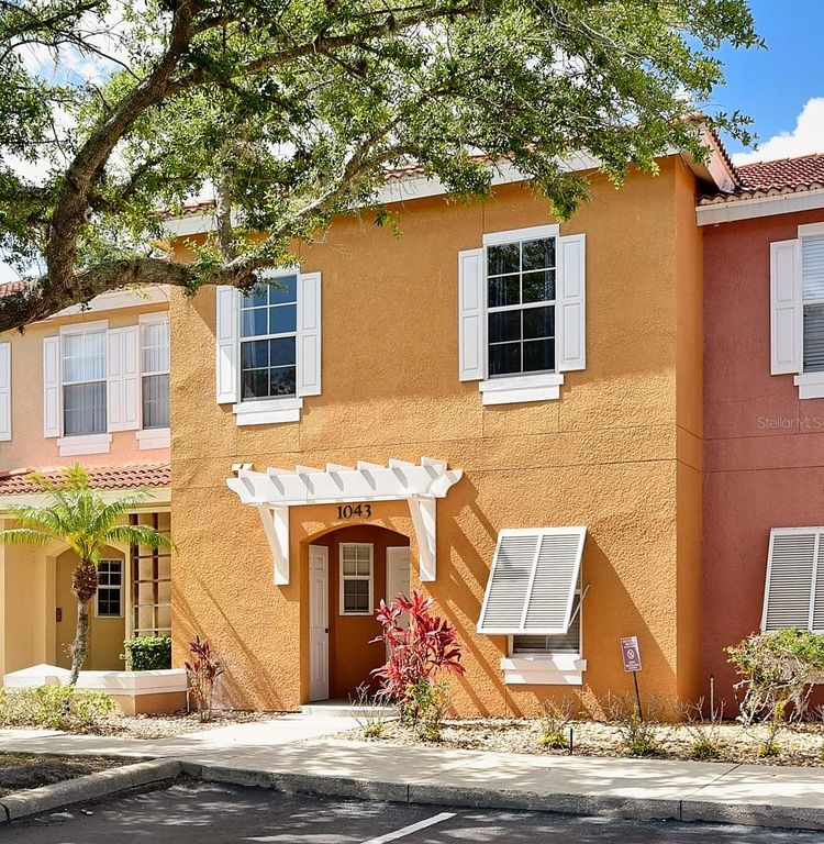 1043 PARK RIDGE CIRCLE, Kissimmee, FL 34746