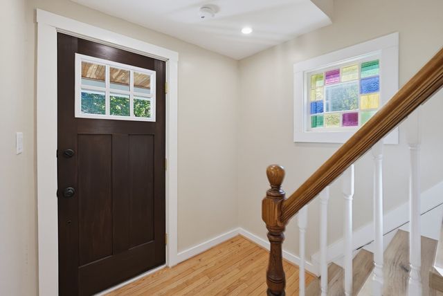 299 S Precinct St, Taunton, MA 02718