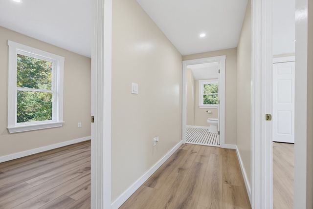299 S Precinct St, Taunton, MA 02718