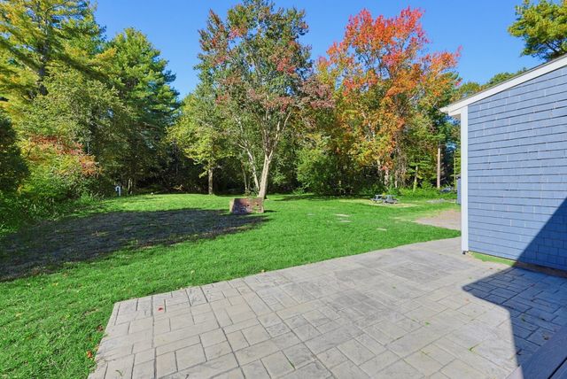 299 S Precinct St, Taunton, MA 02718